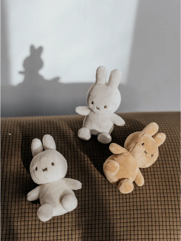 Lucky Miffy Sitting Cream in giftbox - 10 cm - 4" - Image 4