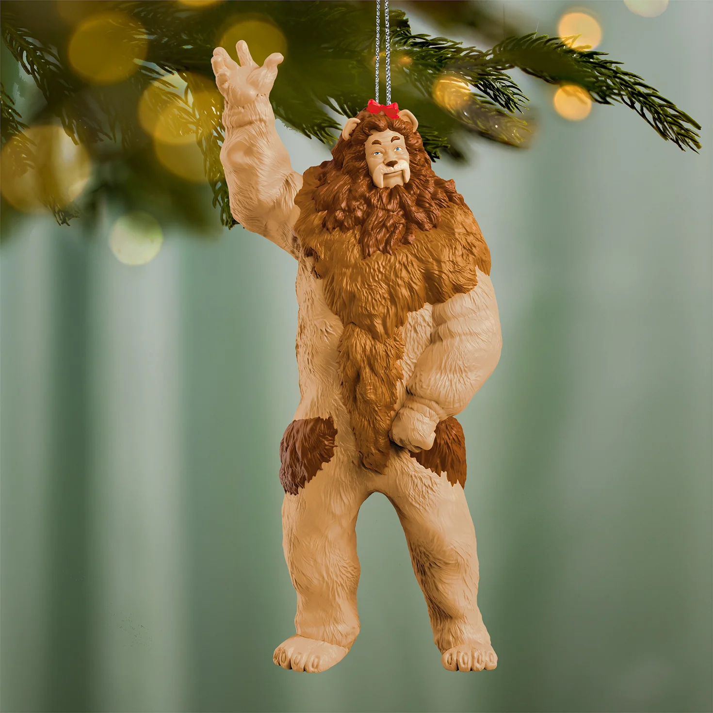 The Wizard of Oz™ Cowardly Lion — 2026 Hallmark Keepsake Christmas Ornament - Image 2